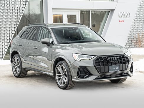 Certified 2025 Audi Q3 2.0T Premium w/ Convenience Package image 2