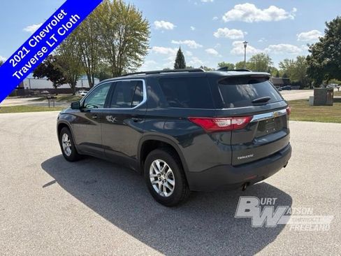 Used 2021 Chevrolet Traverse LT FWD image 4