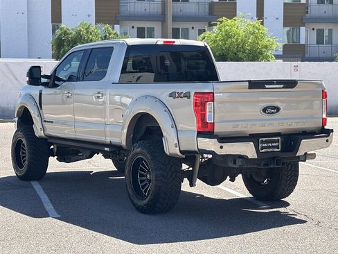Used 2017 Ford F350 Lariat AWD/4WD image 6