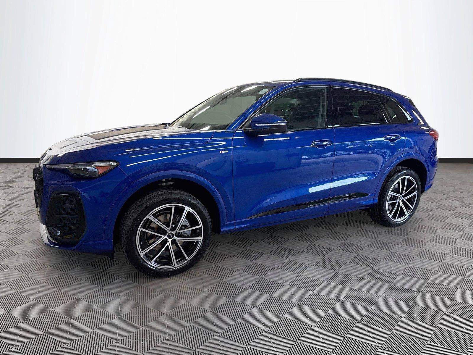 New 2026 Audi Q5 Premium AWD/4WD image 3