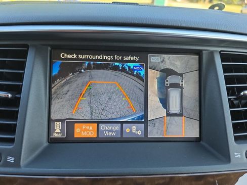 Used 2019 Nissan Armada SV image 21