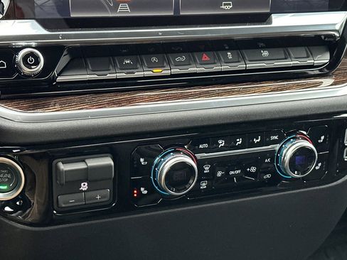 New 2026 GMC Sierra 1500 Elevation w/ Elevation Select Package image 21