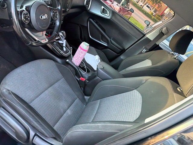 Used 2020 Kia Soul GT-Line FWD image 12