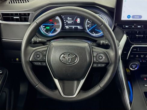 Used 2024 Toyota Venza Nightshade image 35