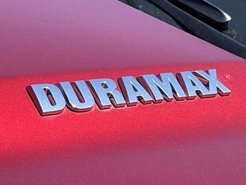 Certified 2023 Chevrolet Silverado 1500 High Country w/ Technology Package AWD/4WD image 10