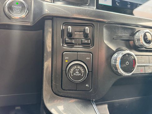 Used 2022 Ford F150 XLT w/ Equipment Group 302A High image 25