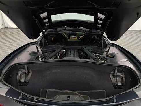 Used 2020 Chevrolet Corvette Stingray Preferred Cpe w/ 2LT Preferred Equipment Group RWD image 40