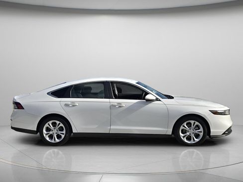 Used 2024 Honda Accord LX image 3