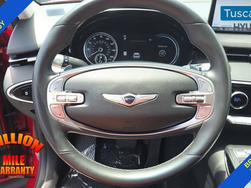 Used 2025 Genesis GV70 2.5T AWD/4WD image 16