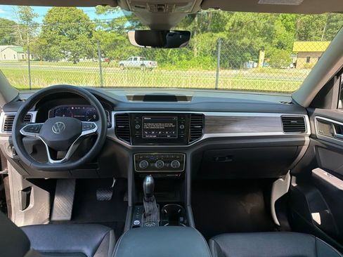 Used 2021 Volkswagen Atlas SEL Premium AWD/4WD image 8