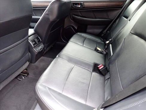 Used 2019 Subaru Outback 3.6R Limited AWD/4WD image 10