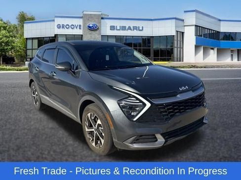 Used 2025 Kia Sportage EX FWD image 7