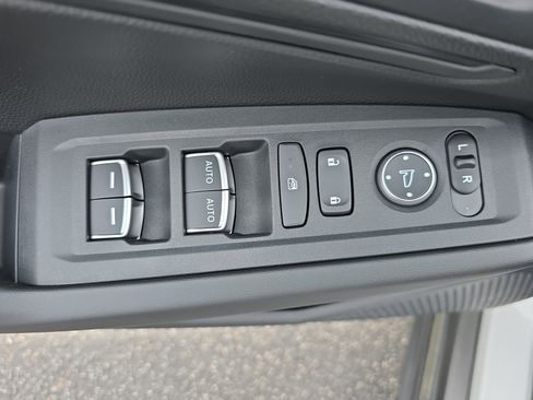 New 2026 Honda Accord LX image 27
