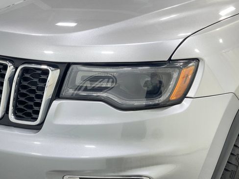 Used 2020 Jeep Grand Cherokee Limited w/ Premium Lighting Group AWD/4WD image 33