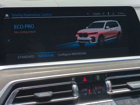 Used 2022 BMW X7 xDrive40i w/ M Sport Package AWD/4WD image 23