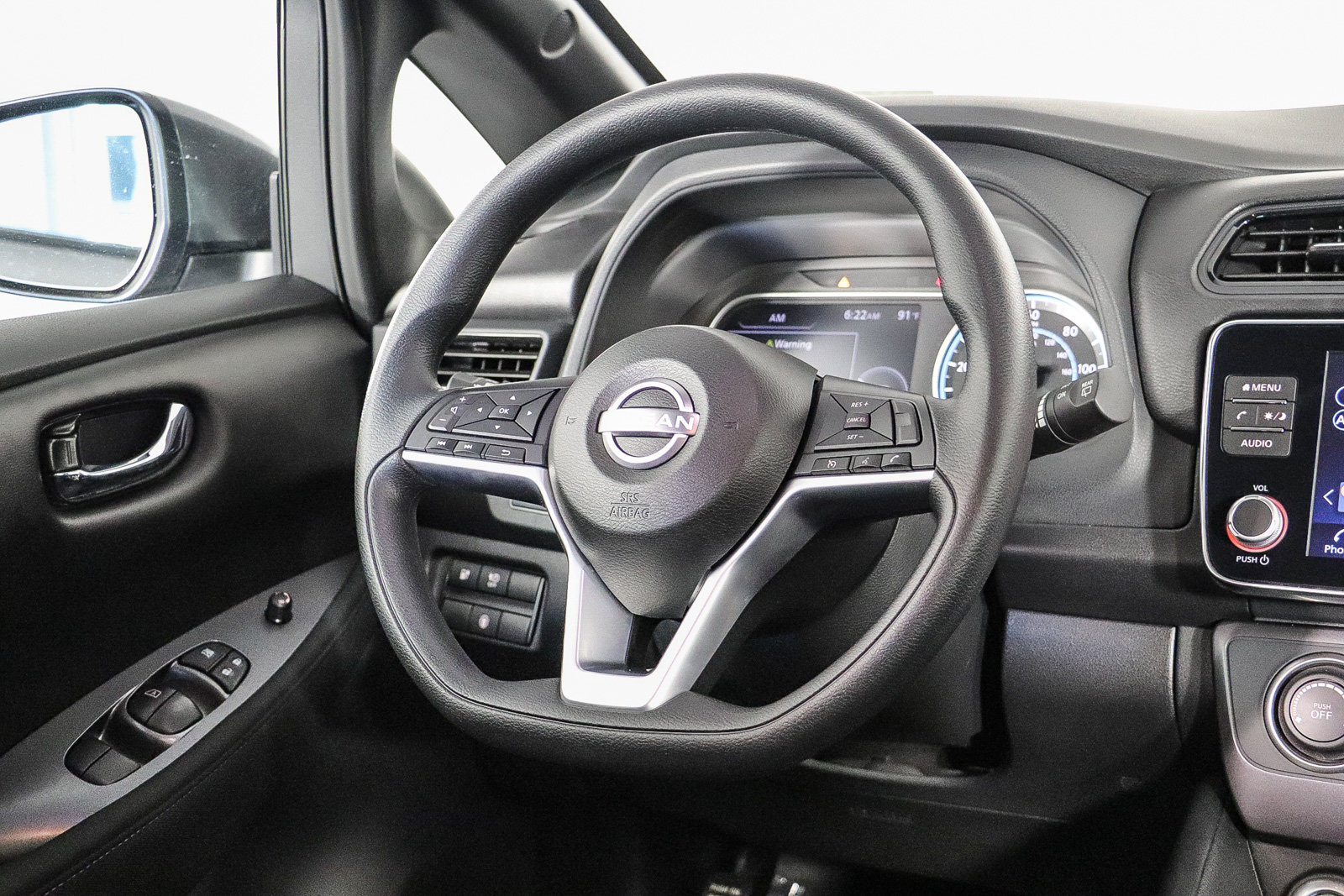 Used 2025 Nissan Leaf S FWD image 16