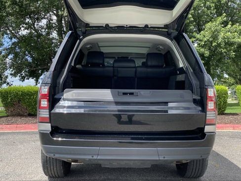 Used 2017 Land Rover Range Rover HSE AWD/4WD image 6