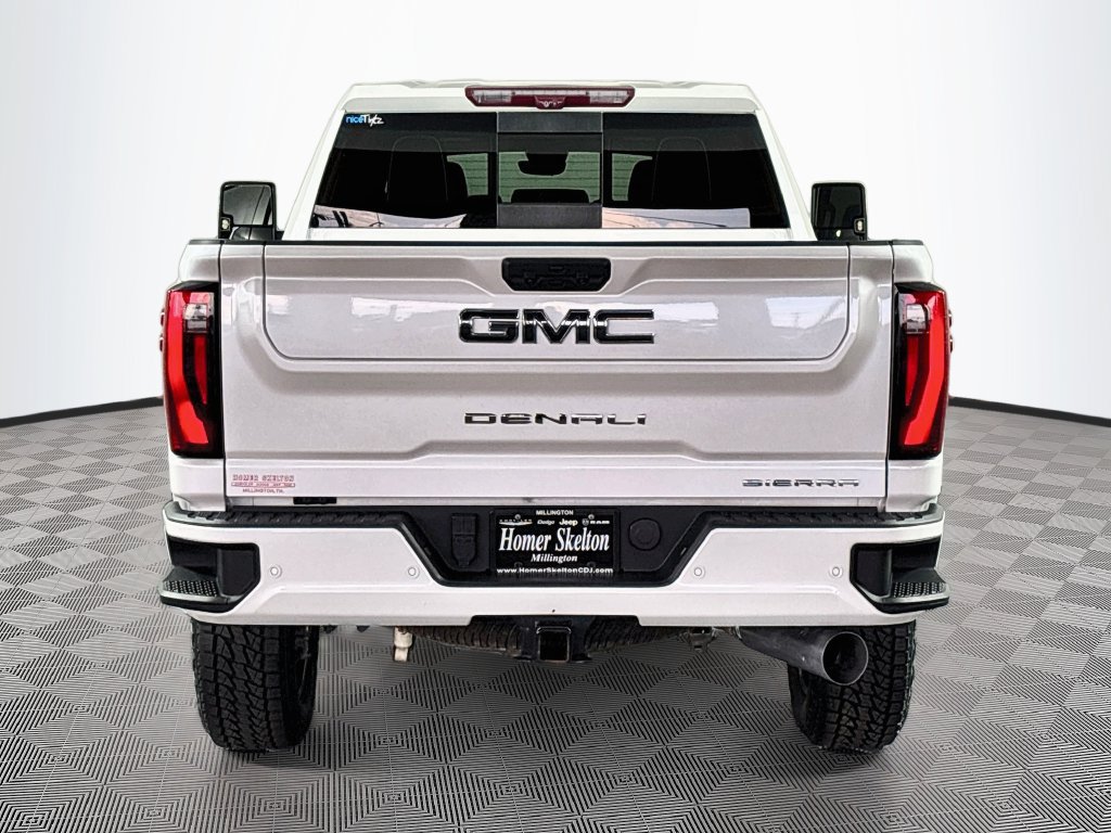 Used 2024 GMC Sierra 2500 Denali Ultimate AWD/4WD image 6