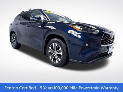 Used 2022 Toyota Highlander XLE