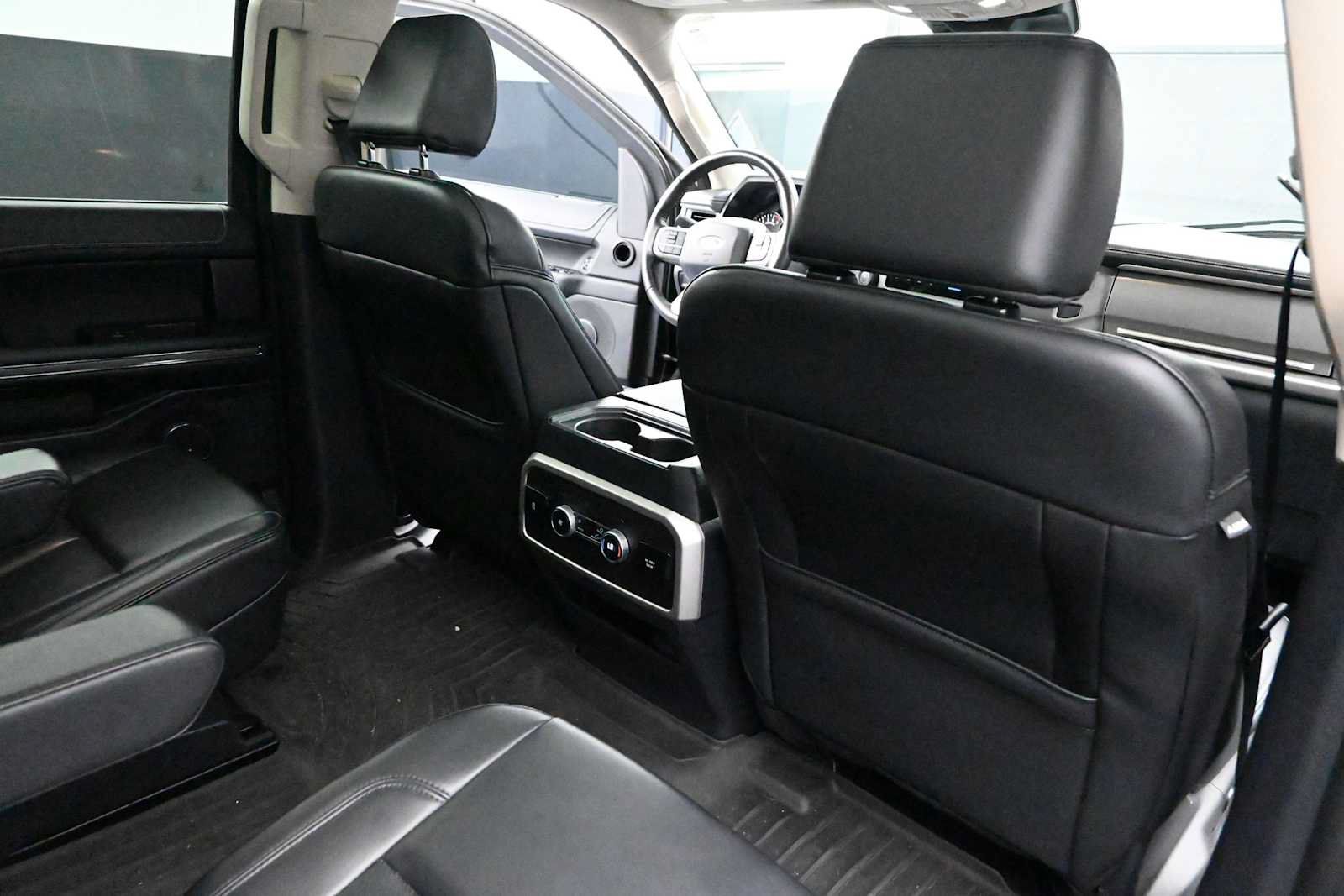 Used 2023 Ford Expedition Max XLT AWD/4WD image 34
