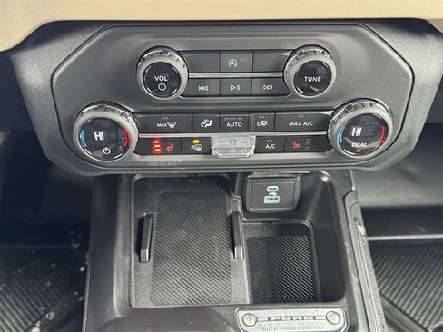 New 2025 Ford Bronco Big Bend AWD/4WD image 13