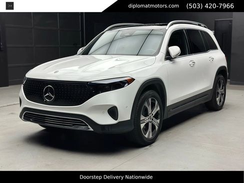 Used 2024 Mercedes-Benz EQB 300 4MATIC image 1