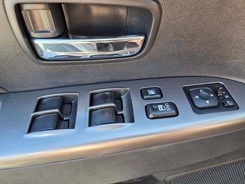 Used 2025 Mitsubishi Outlander Sport SE AWD/4WD image 33