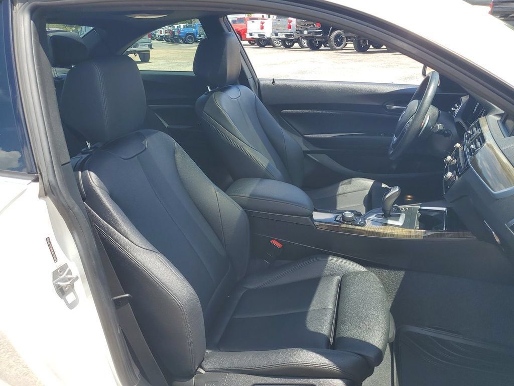 Used 2019 BMW 230i Coupe w/ Convenience Package RWD image 34