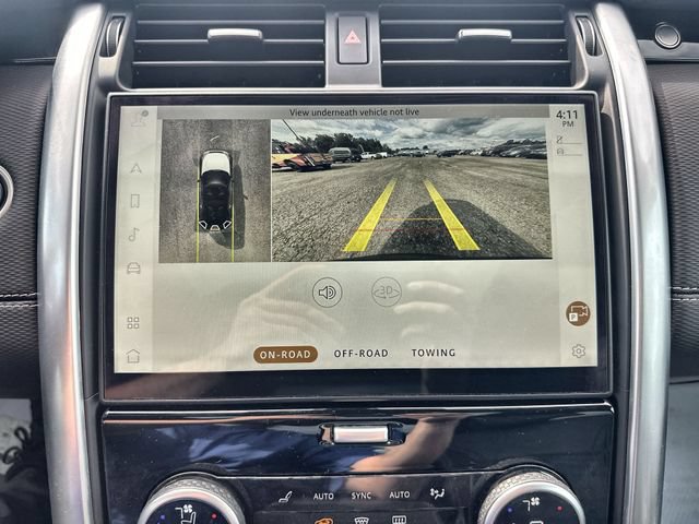 Used 2023 Land Rover Discovery HSE R-Dynamic AWD/4WD image 26