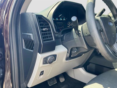 Used 2018 Ford F150 XL w/ Equipment Group 101A Mid AWD/4WD image 10