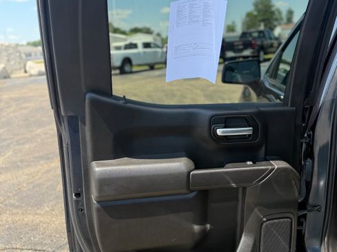 Used 2019 Chevrolet Silverado 1500 Custom Trail Boss image 14