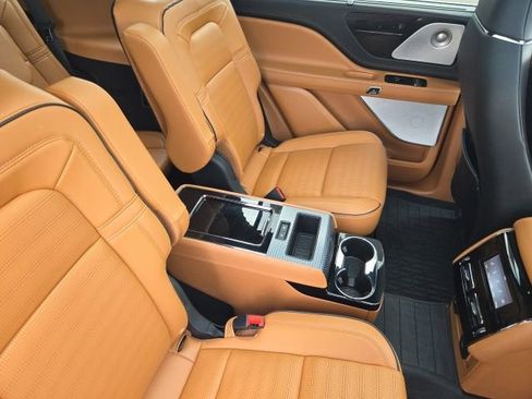 Certified 2023 Lincoln Aviator Black Label w/ Dynamic Handling Package image 29