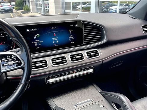 Certified 2022 Mercedes-Benz GLE 350 4MATIC w/ AMG Line Exterior image 6