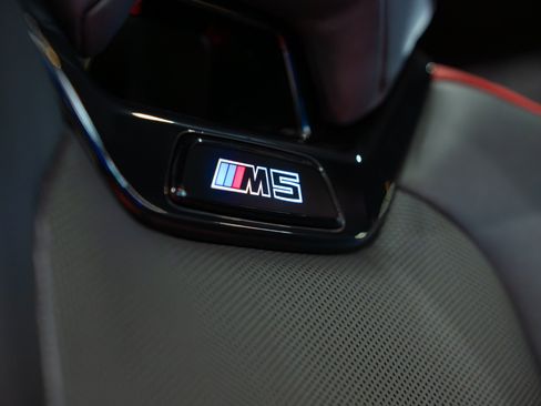 Used 2025 BMW M5 Touring AWD/4WD image 38