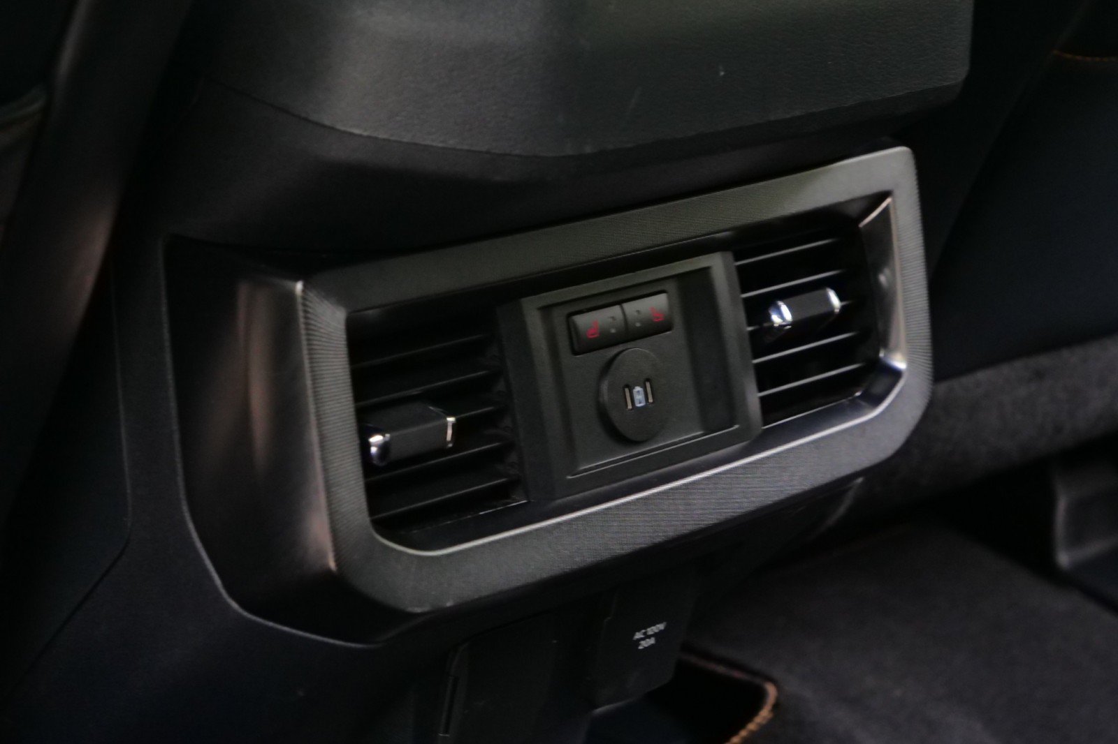 Used 2024 Ford F250 Platinum AWD/4WD image 32