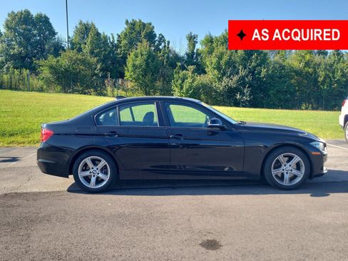 Used 2013 BMW 320i xDrive Sedan AWD/4WD image 1