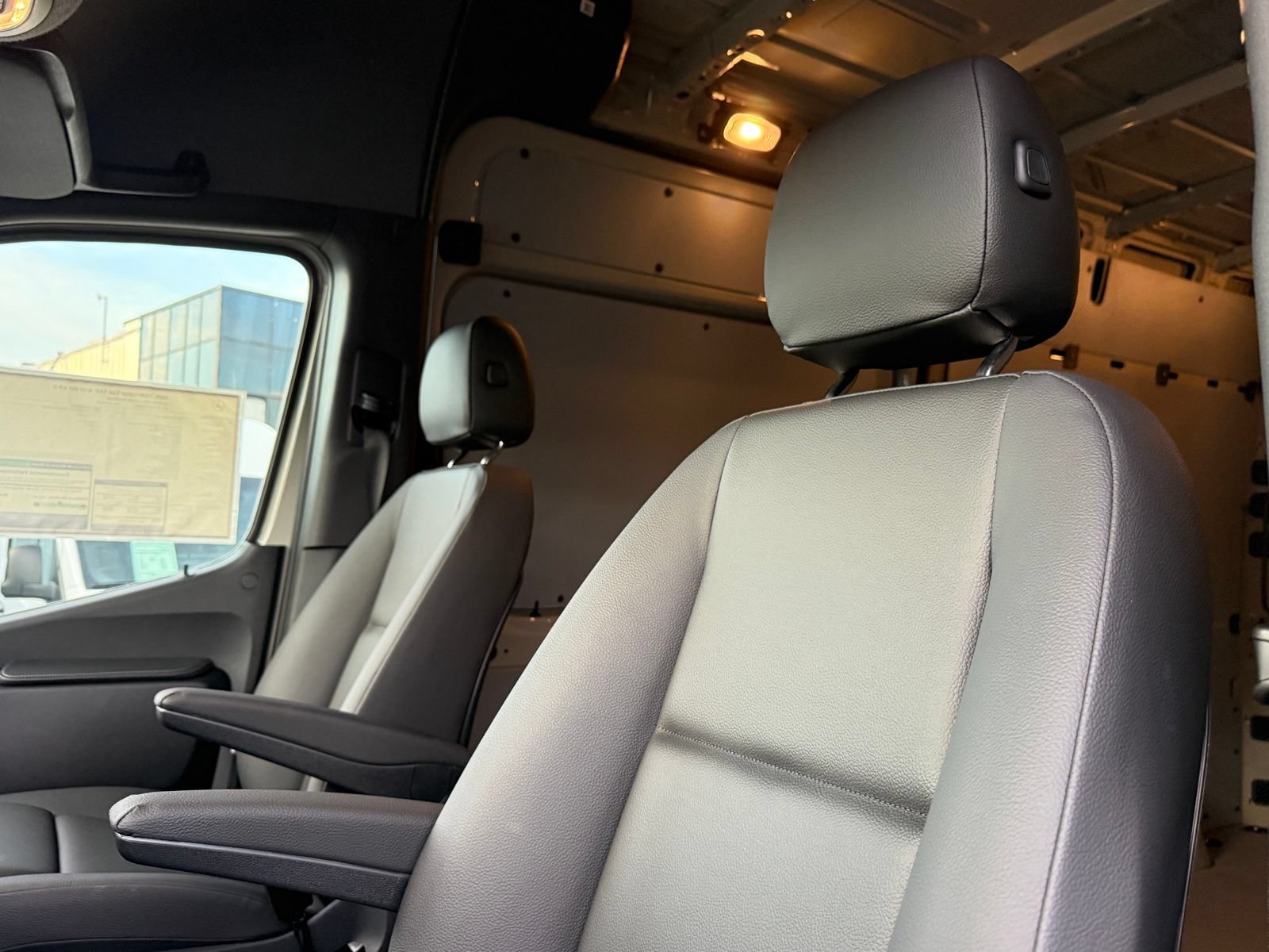 New 2026 Mercedes-Benz Sprinter 2500 image 22