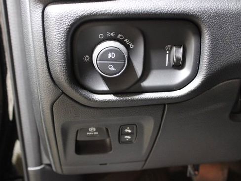 Used 2022 RAM 1500 Big Horn image 40