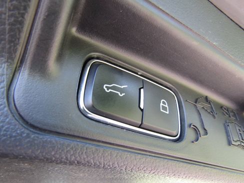 Used 2025 Ford Explorer Active w/ Active Comfort Package AWD/4WD image 25