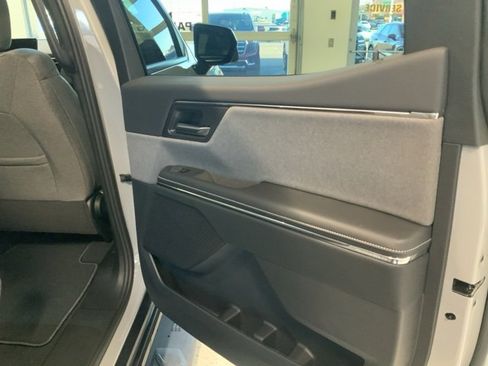 New 2026 GMC Sierra EV Elevation image 41