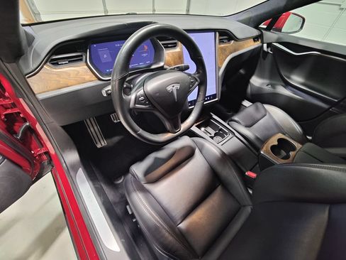 Used 2020 Tesla Model S Long Range Plus AWD/4WD image 25