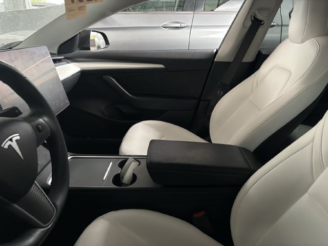 Used 2022 Tesla Model 3 RWD image 13