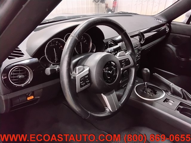 Used 2006 MAZDA MX-5 Miata Touring RWD image 11