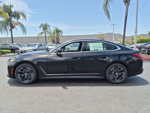 New 2026 BMW i4 eDrive40 w/ Parking Assistance Package RWD image 7