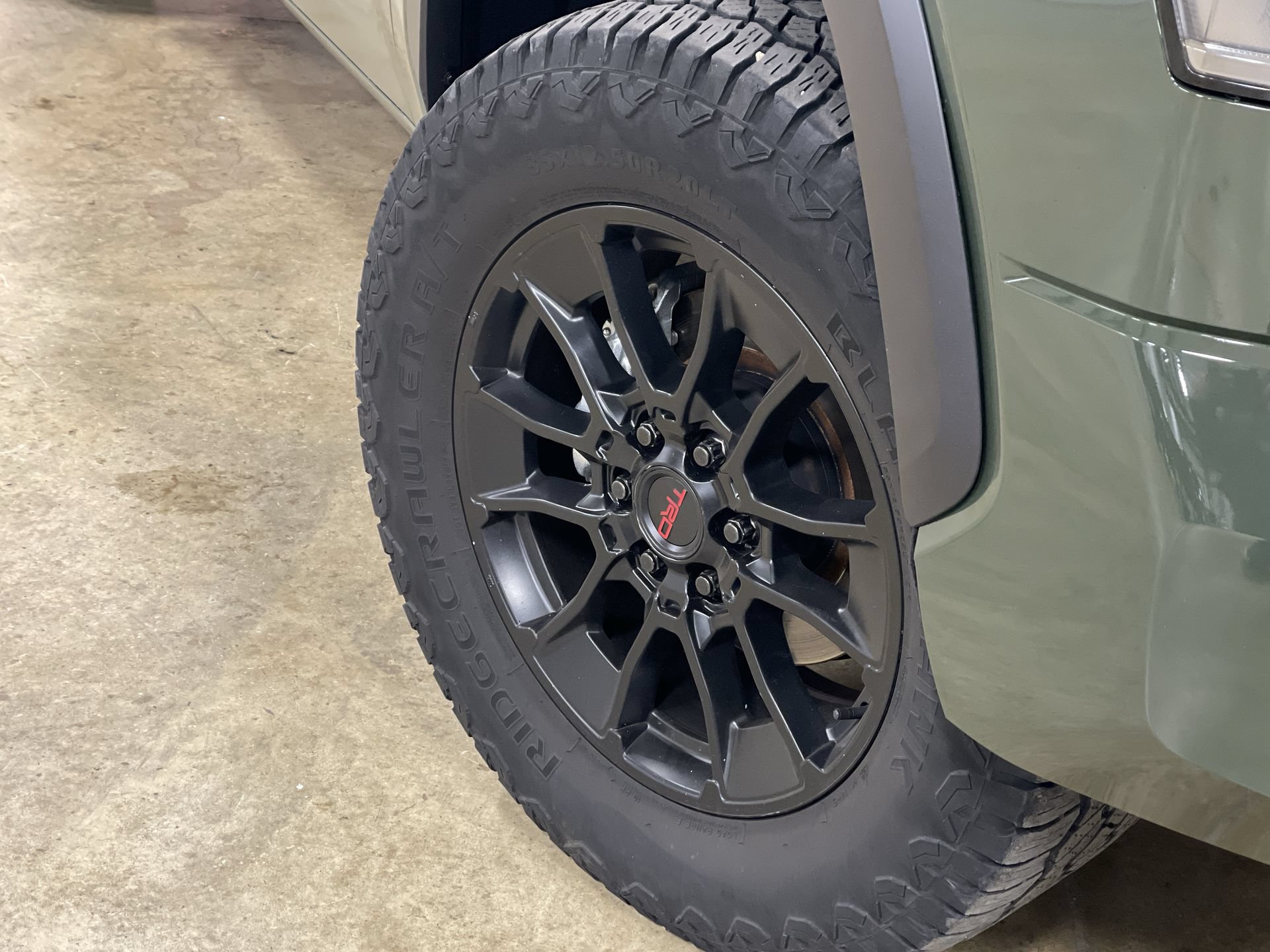 Used 2022 Toyota Tundra Limited w/ TRD Off-Road Package AWD/4WD image 11