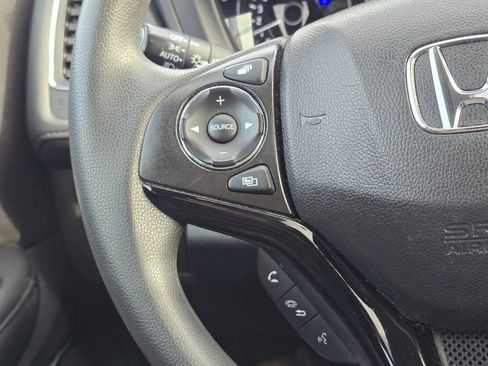 Used 2018 Honda HR-V EX image 27