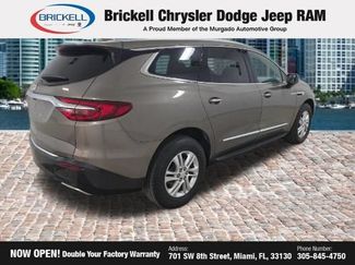 Used 2020 Buick Enclave Essence w/ LPO, Hit The Road Package FWD video 3
