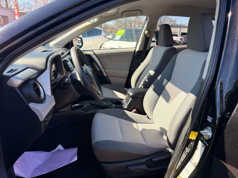 Used 2013 Toyota RAV4 LE image 8