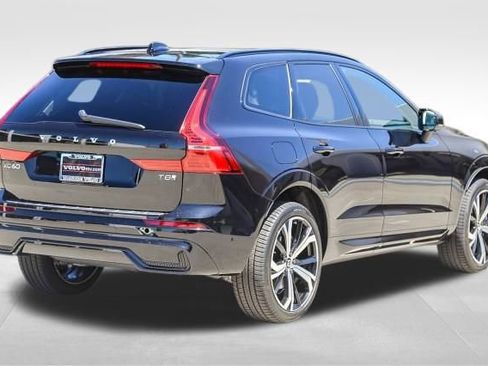 New 2025 Volvo XC60 T8 Ultra w/ Protection Package Premier AWD/4WD image 9