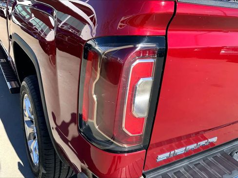 Used 2018 GMC Sierra 1500 SLT w/ Texas SLT Premium Package image 27